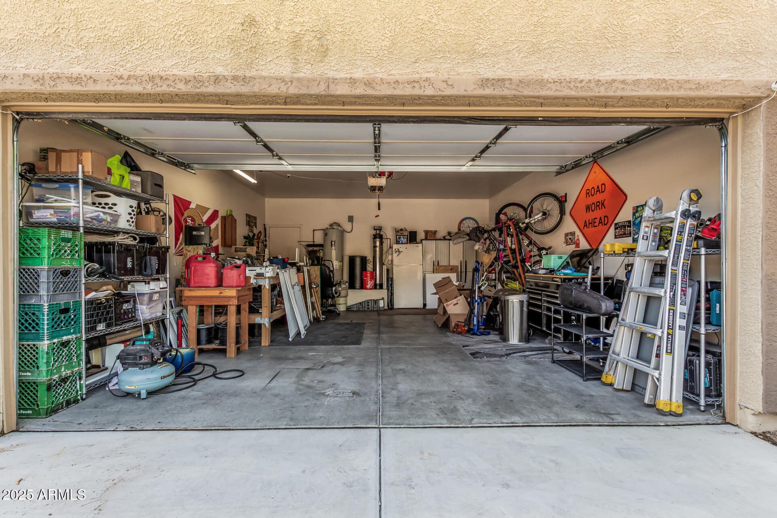 831 S BUENA VISTA Drive, Apache Junction, AZ 85120 — photo 38 of 41