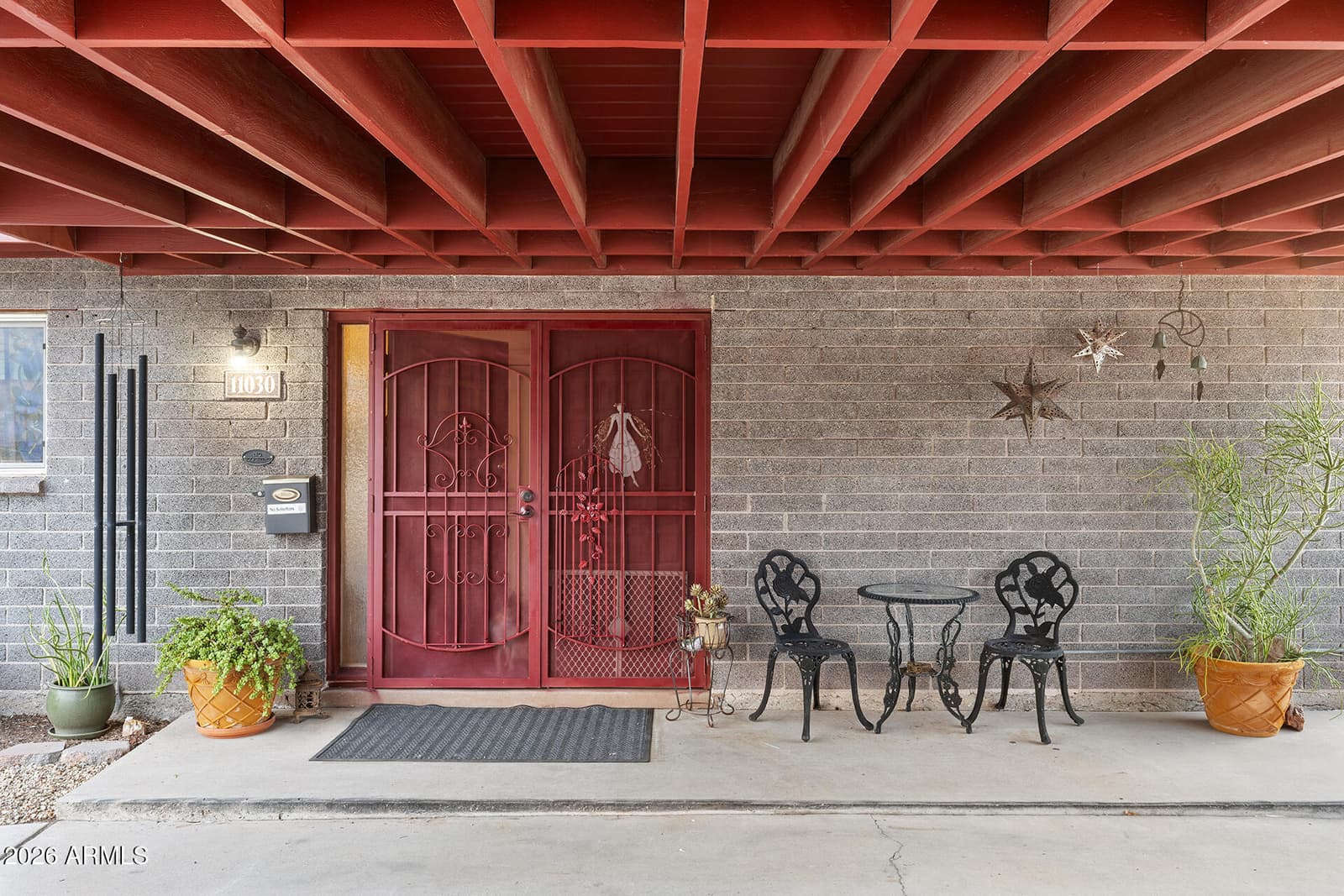 11030 N 33RD Place, Phoenix, AZ 85028 — photo 3 of 41