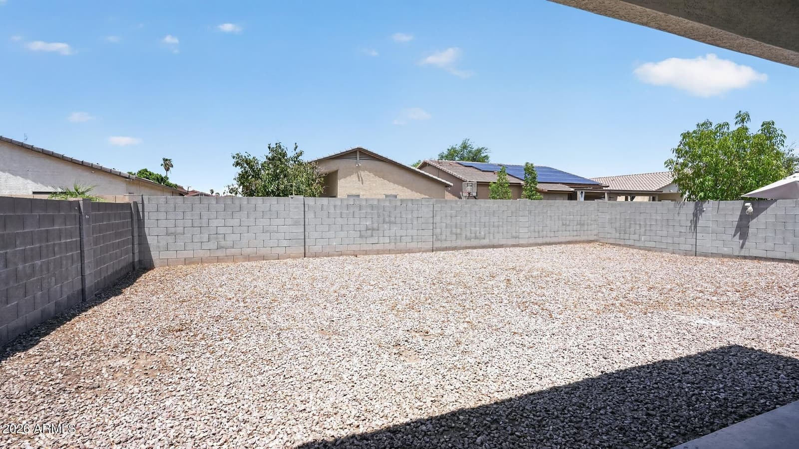 7230 W SHEILA Lane, Phoenix, AZ 85033 — photo 15 of 16