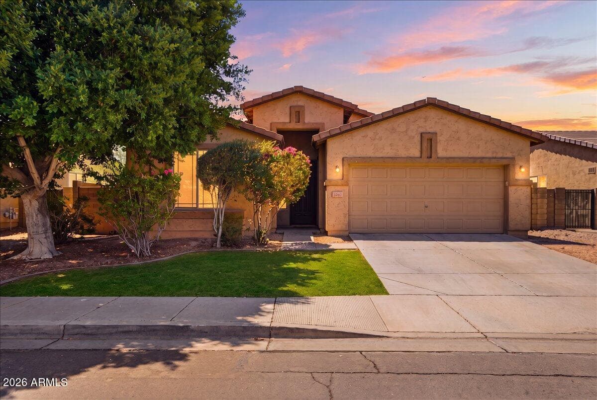 2791 E CARLA VISTA Drive, Chandler, AZ 85225 — photo 1 of 37