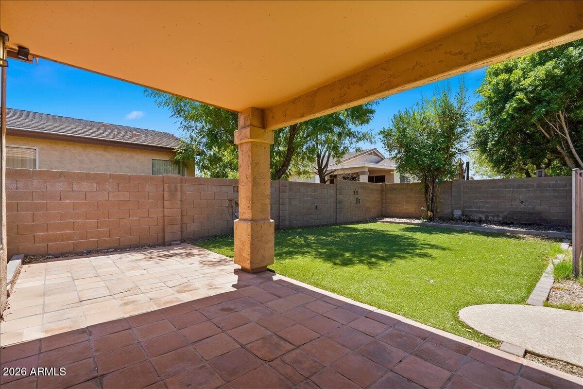 2791 E CARLA VISTA Drive, Chandler, AZ 85225 — photo 7 of 37