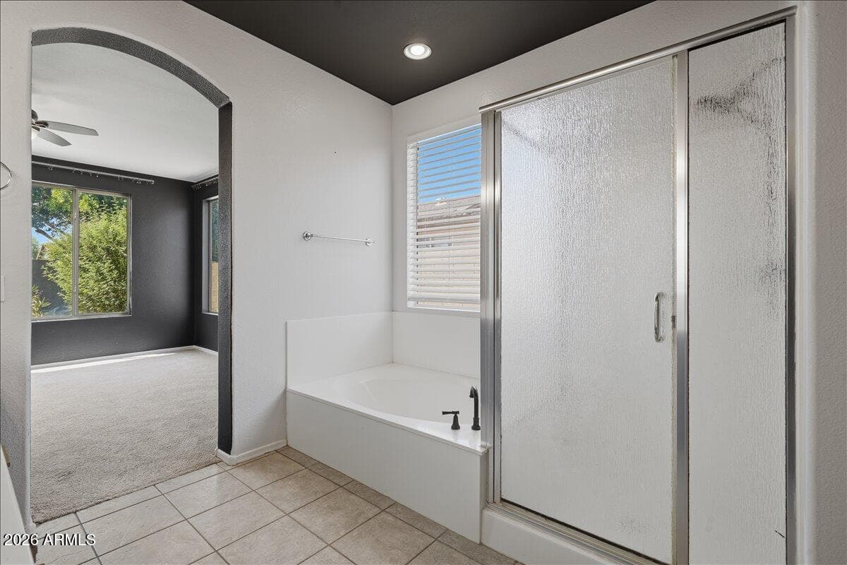 2791 E CARLA VISTA Drive, Chandler, AZ 85225 — photo 14 of 37