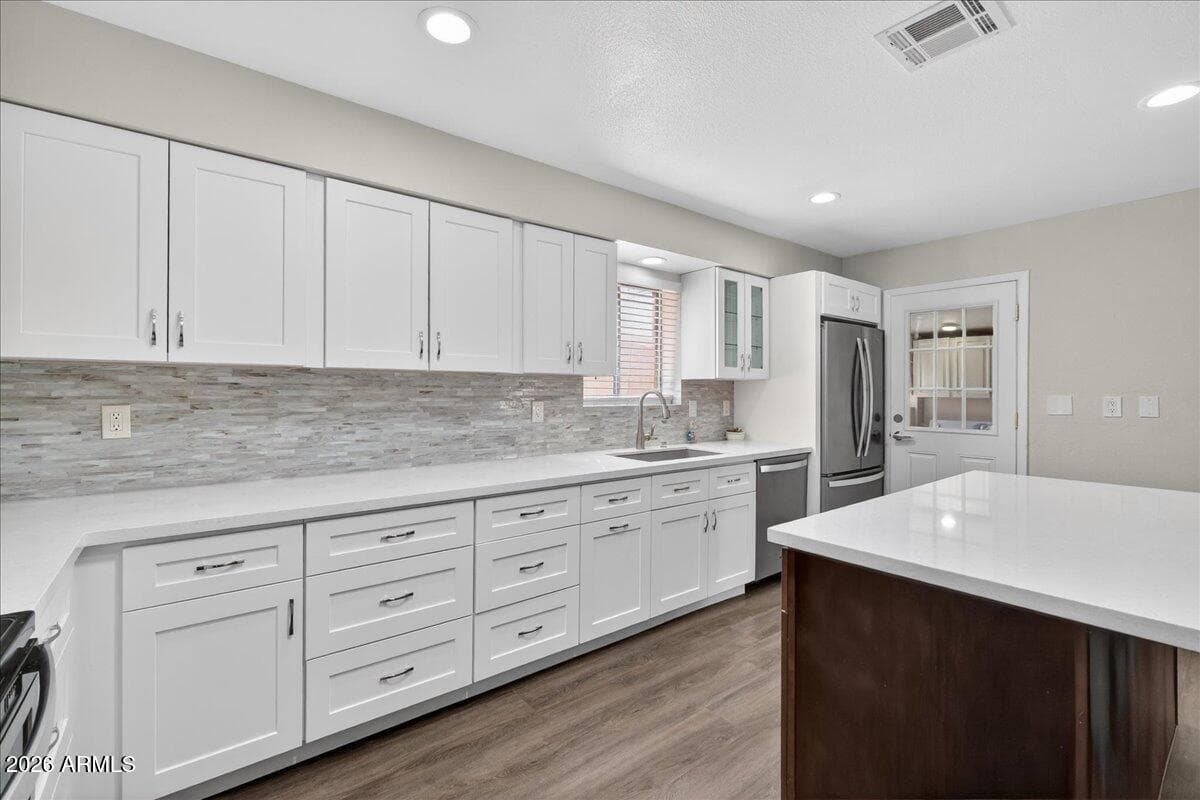 8725 E JACKRABBIT Road, Scottsdale, AZ 85250 — photo 3 of 39