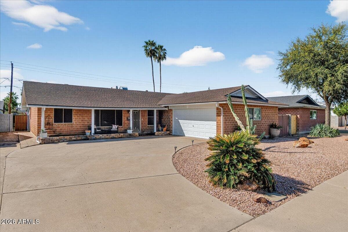 8725 E JACKRABBIT Road, Scottsdale, AZ 85250 — photo 6 of 39