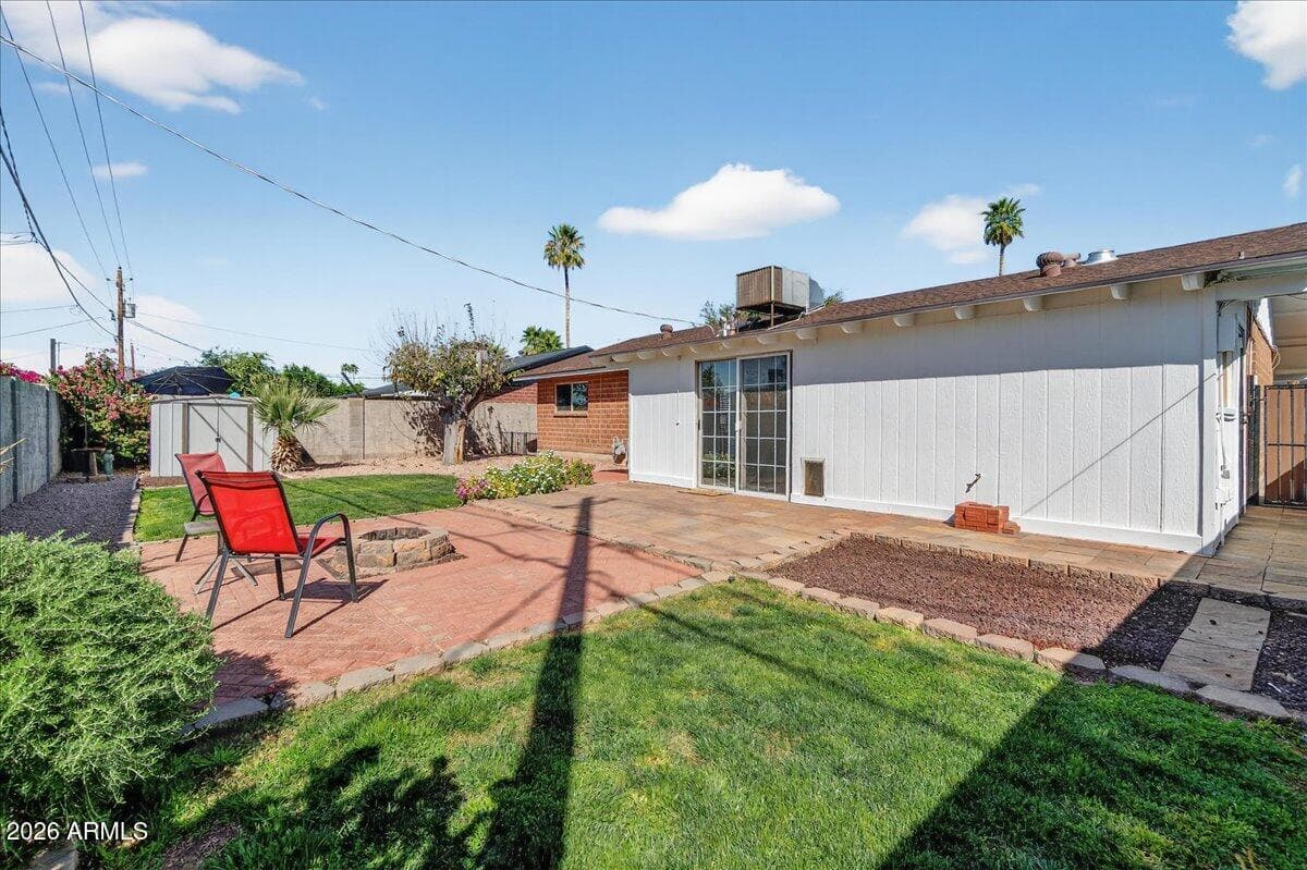 8725 E JACKRABBIT Road, Scottsdale, AZ 85250 — photo 34 of 39