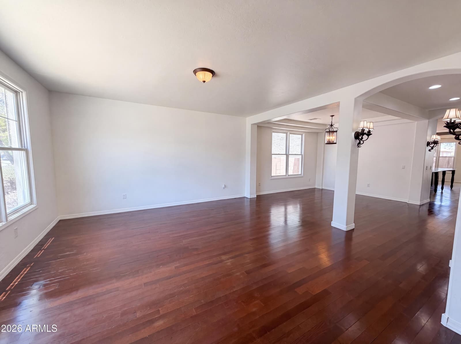 4118 W SAINT ANNE Avenue, Phoenix, AZ 85041 — photo 13 of 44