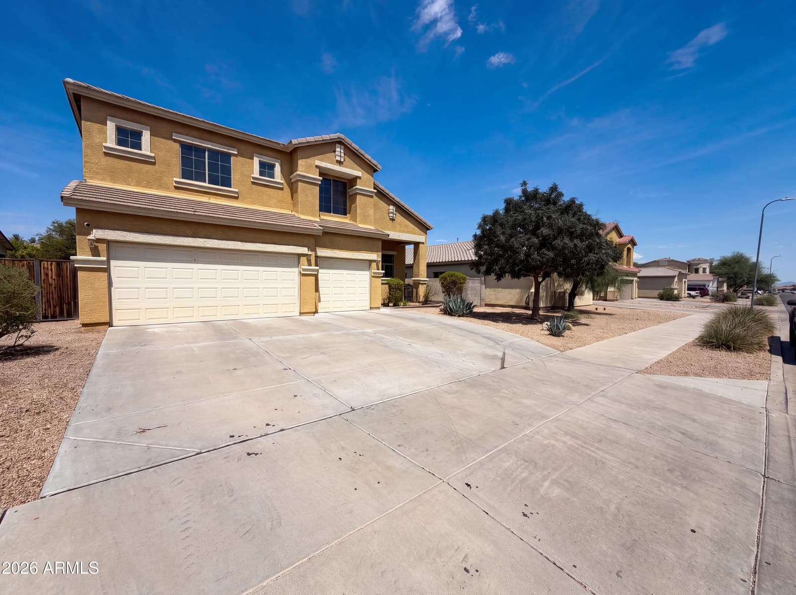 7428 S 15TH Drive, Phoenix, AZ 85041 — photo 34 of 37