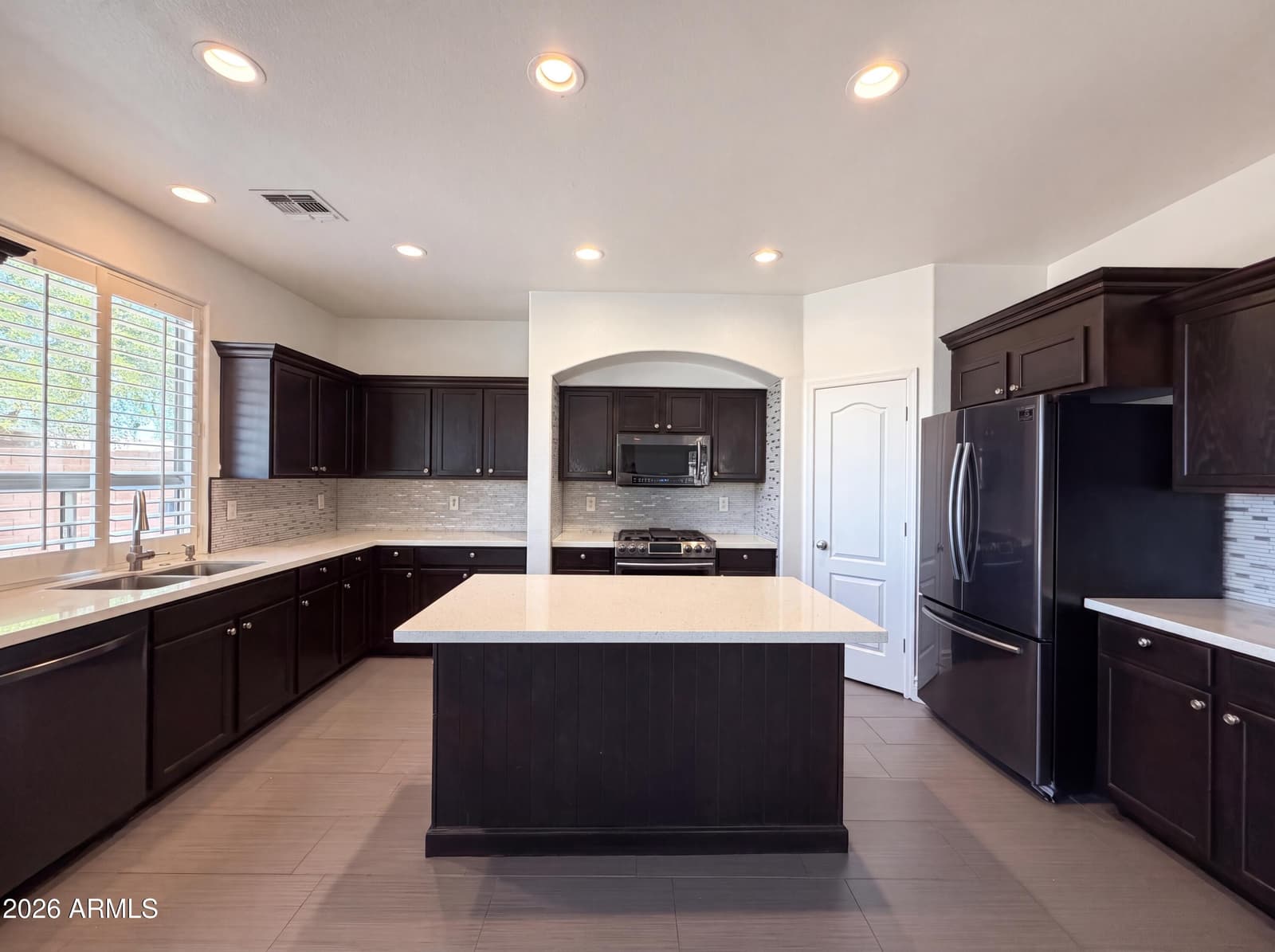 22093 N DIETZ Drive, Maricopa, AZ 85138 — photo 2 of 21