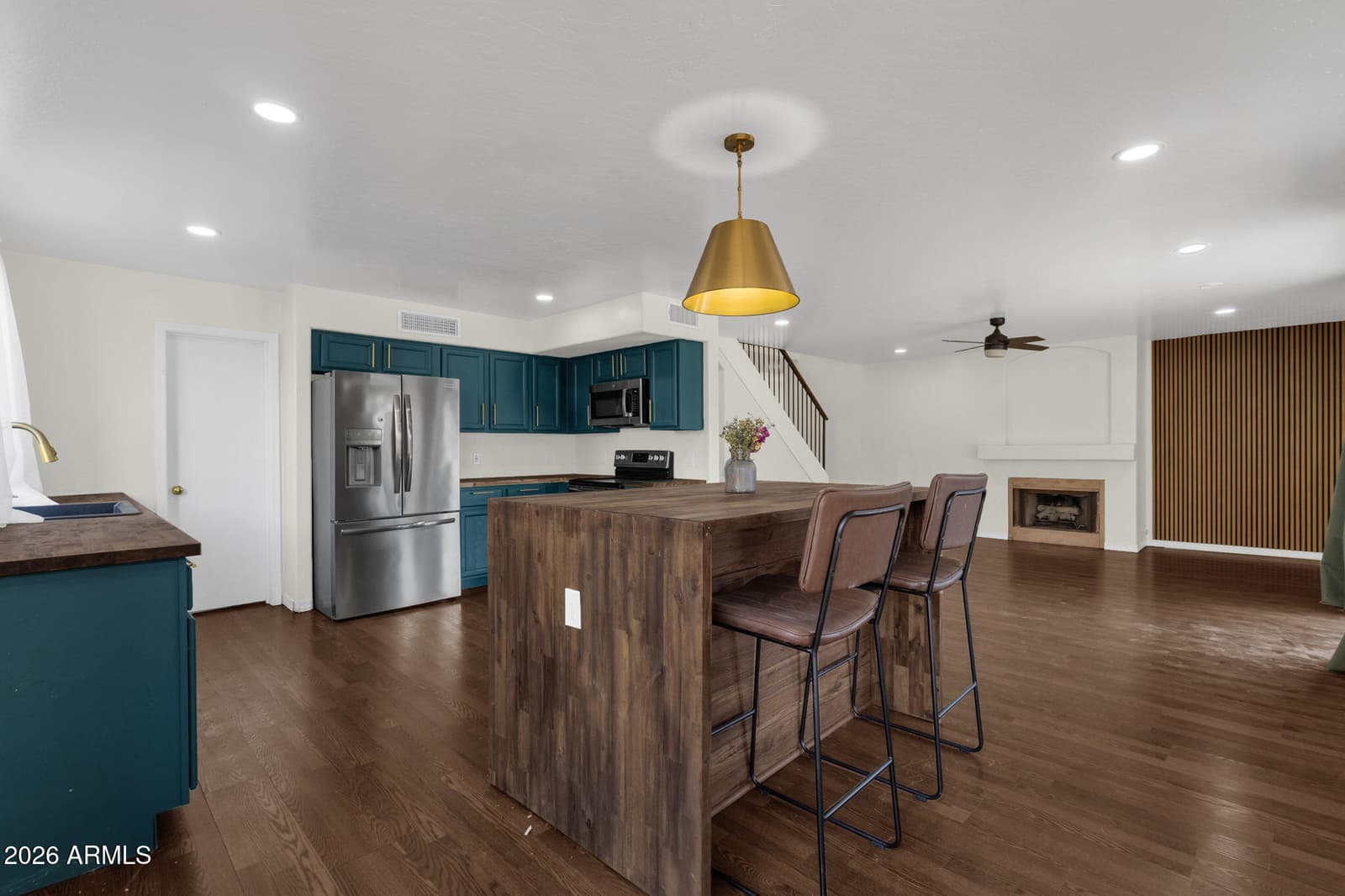 7664 W KRALL Street, Glendale, AZ 85303 — photo 13 of 34