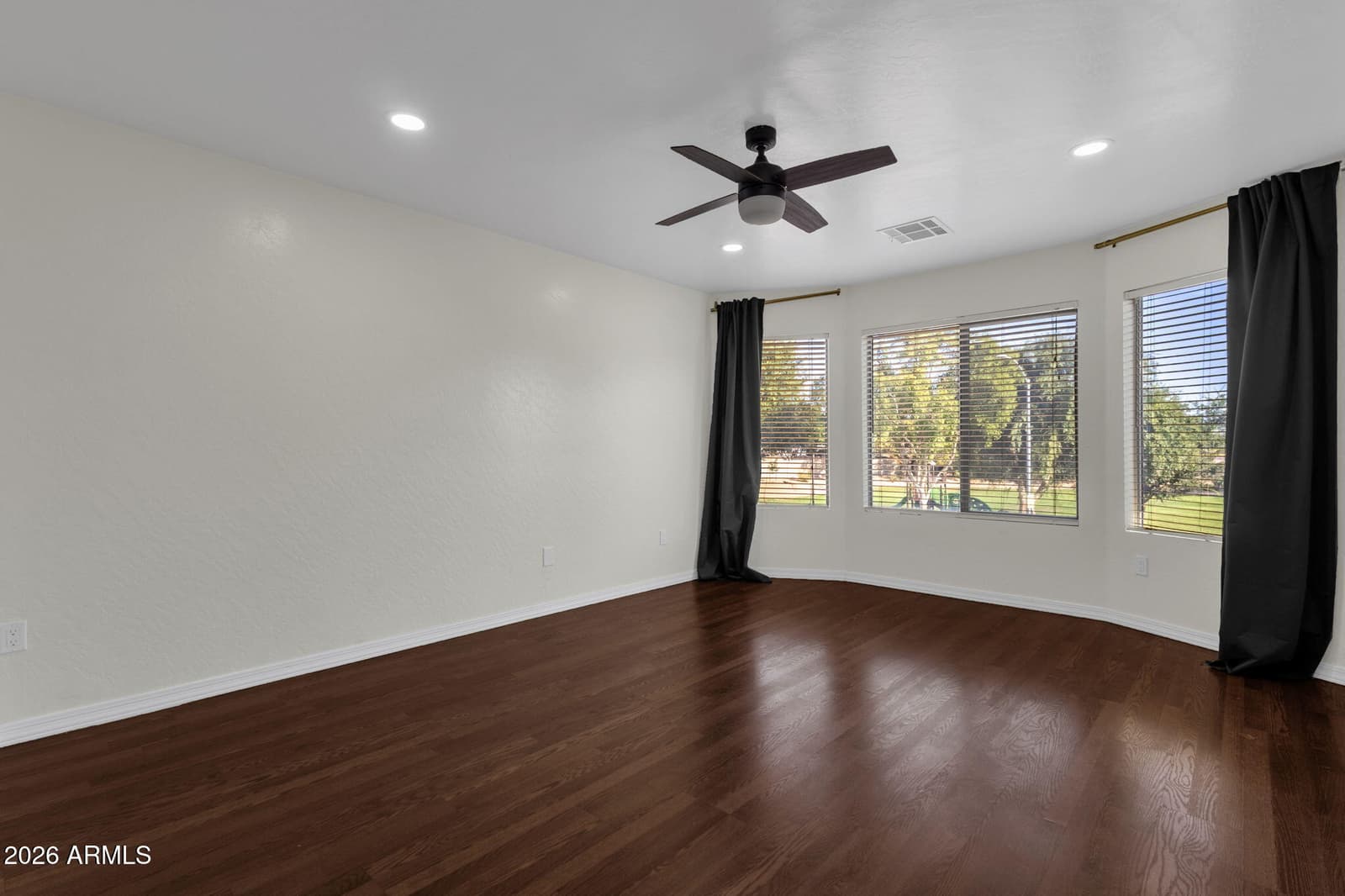 7664 W KRALL Street, Glendale, AZ 85303 — photo 24 of 34