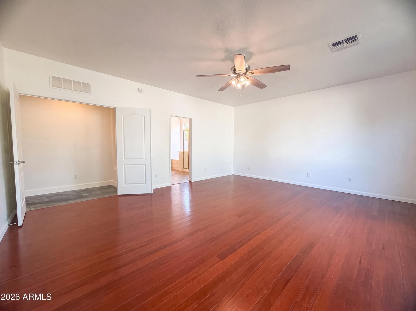 2463 S BRISTOL, Mesa, AZ 85209 — photo 4 of 23