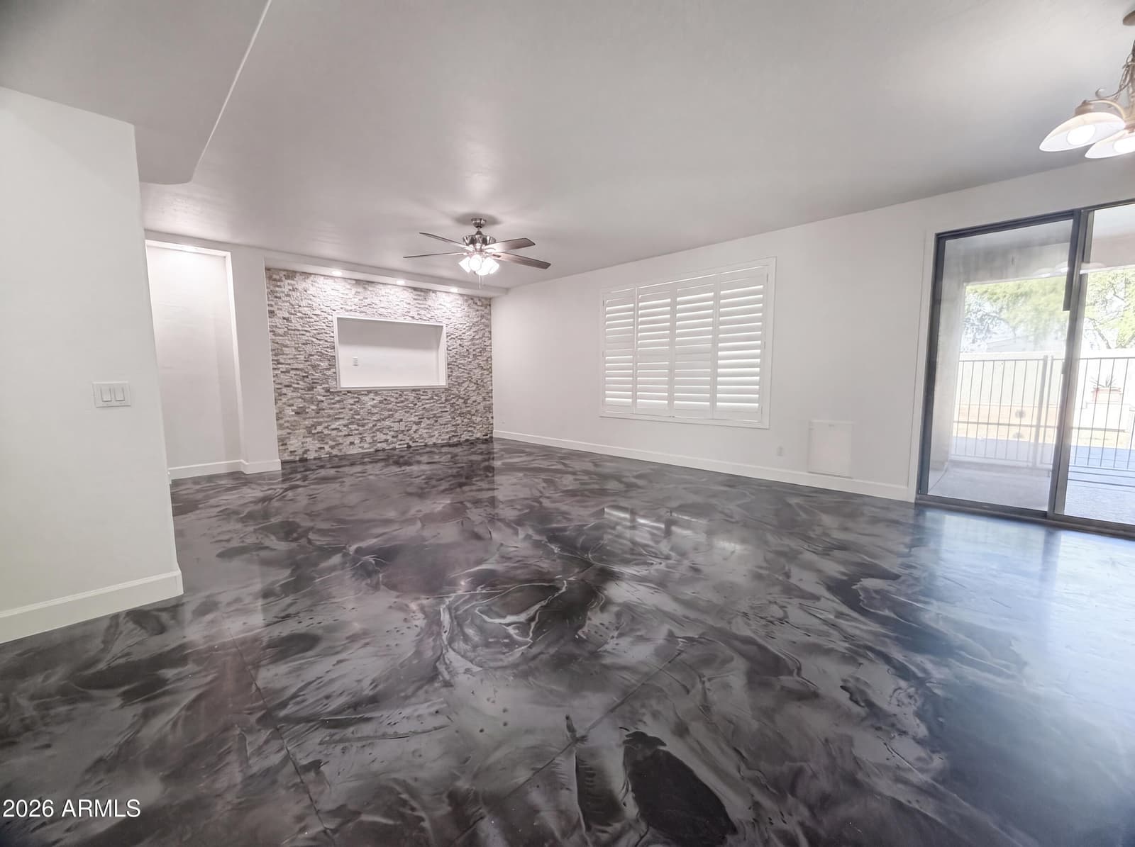 2463 S BRISTOL, Mesa, AZ 85209 — photo 7 of 23