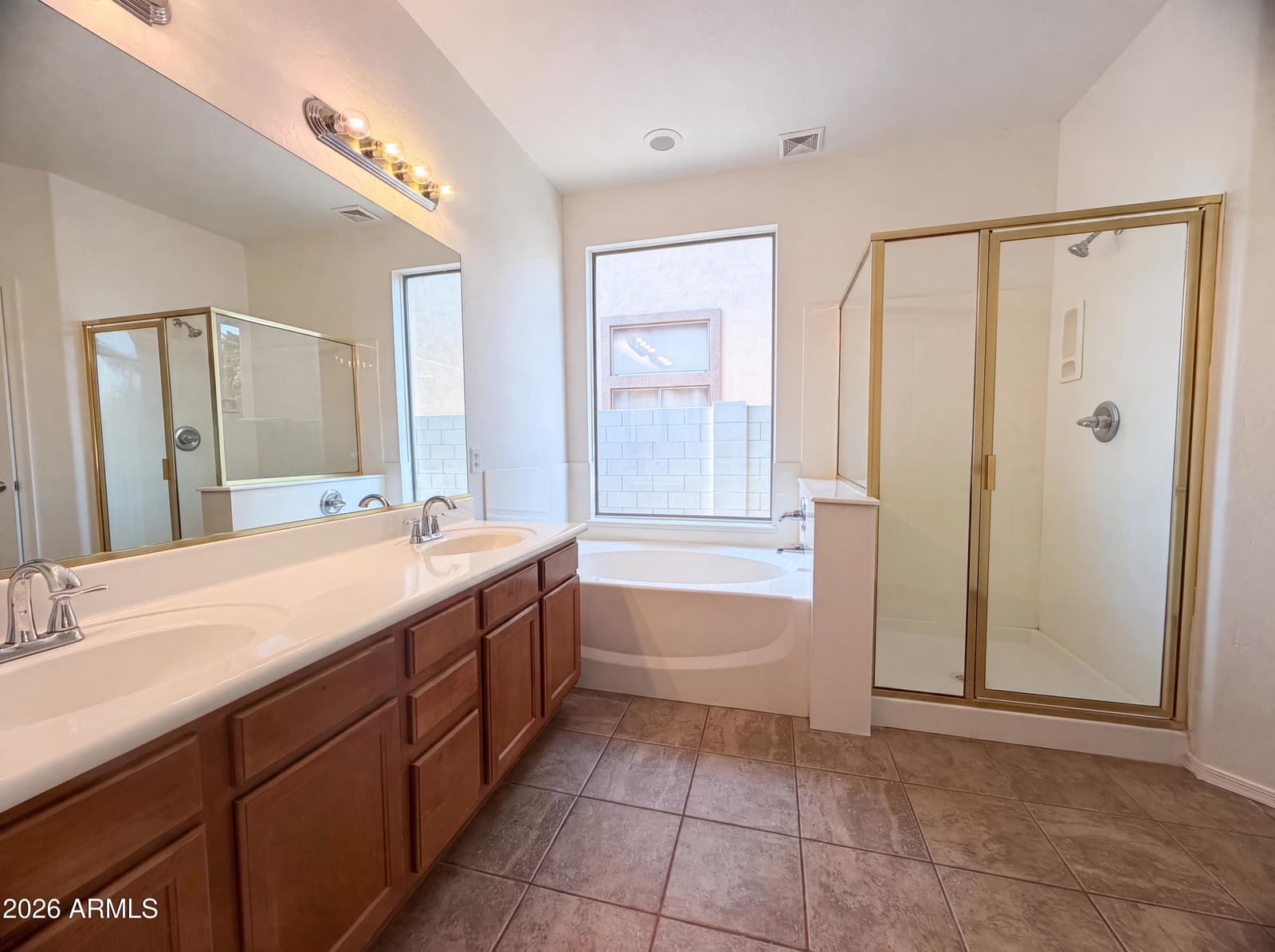 2463 S BRISTOL, Mesa, AZ 85209 — photo 17 of 23
