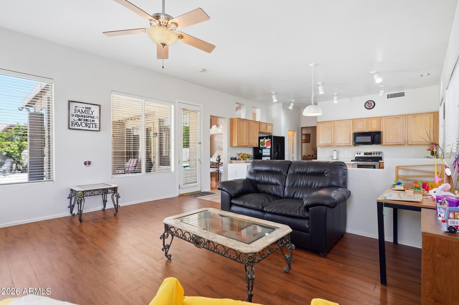 4010 E HAMBLIN Drive, Phoenix, AZ 85050 — photo 8 of 41