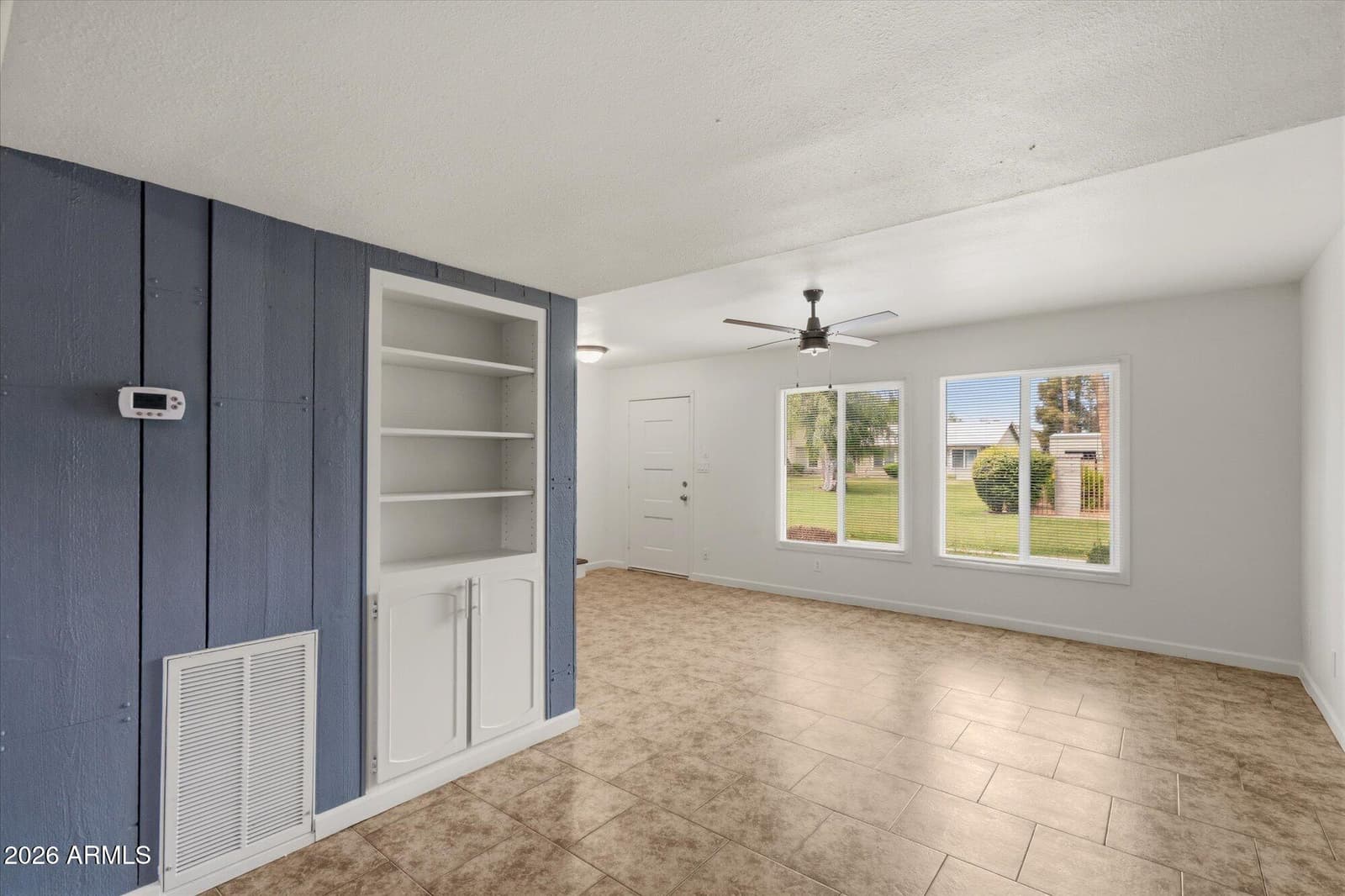 4718 N 26TH Drive, Phoenix, AZ 85017 — photo 4 of 20