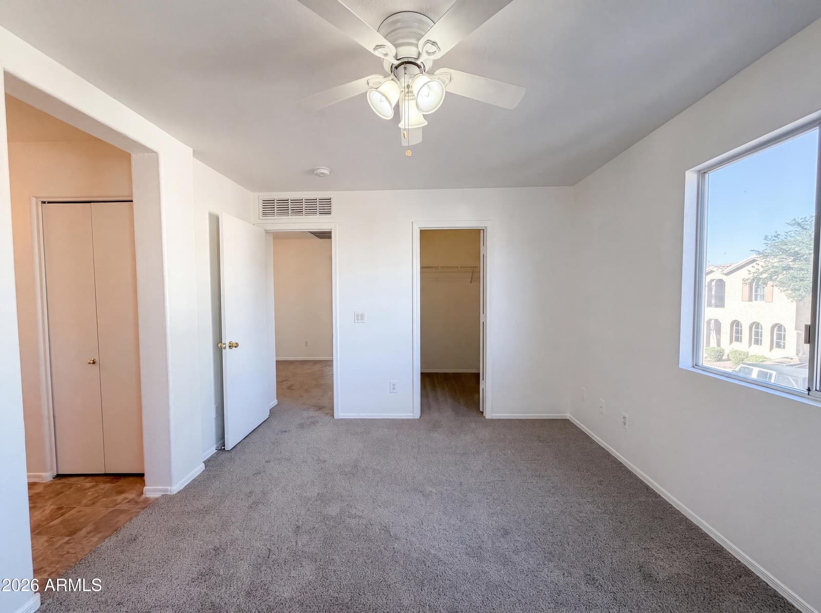 1515 E BLOCH Road, Phoenix, AZ 85040 — photo 19 of 48