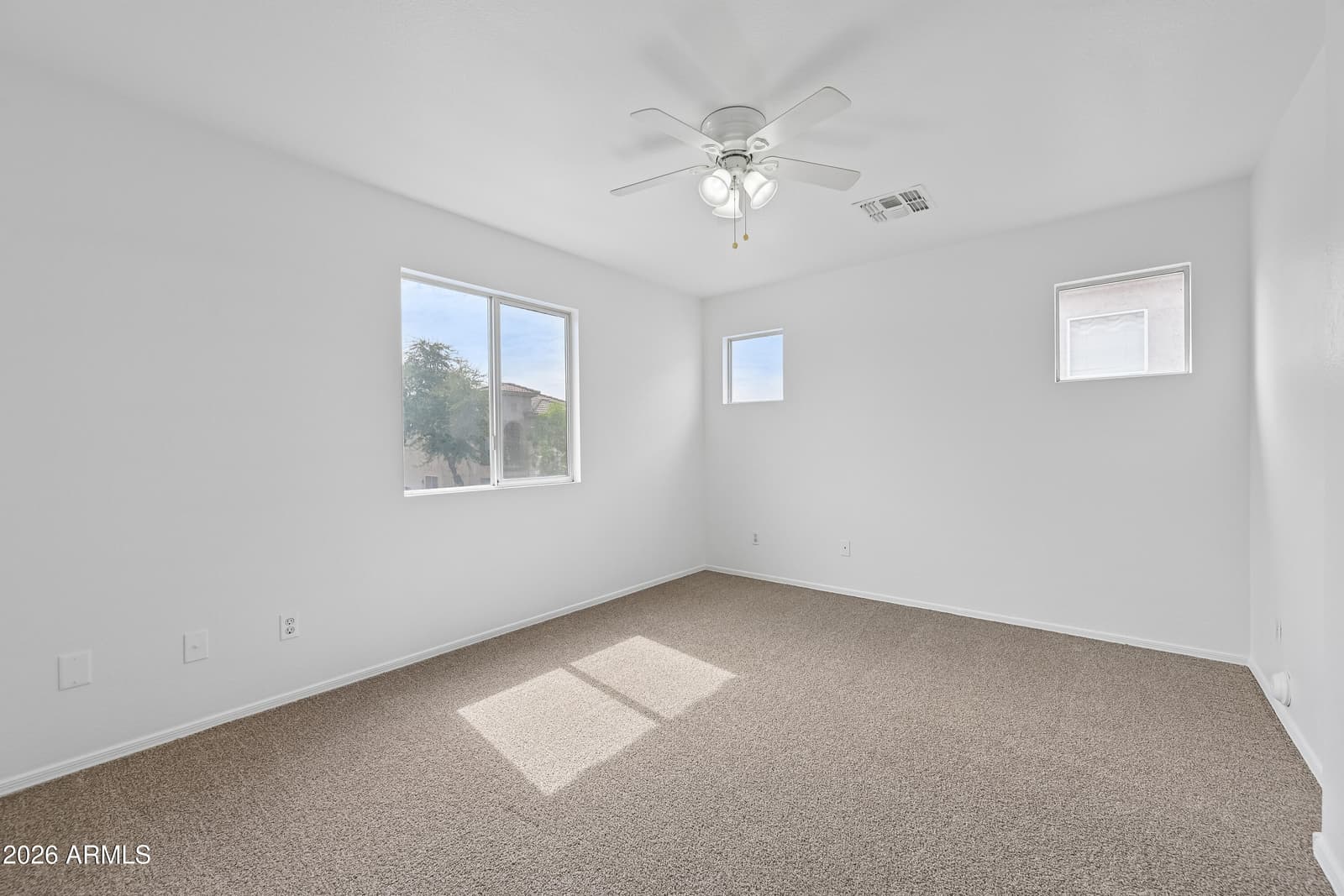 1515 E BLOCH Road, Phoenix, AZ 85040 — photo 22 of 48