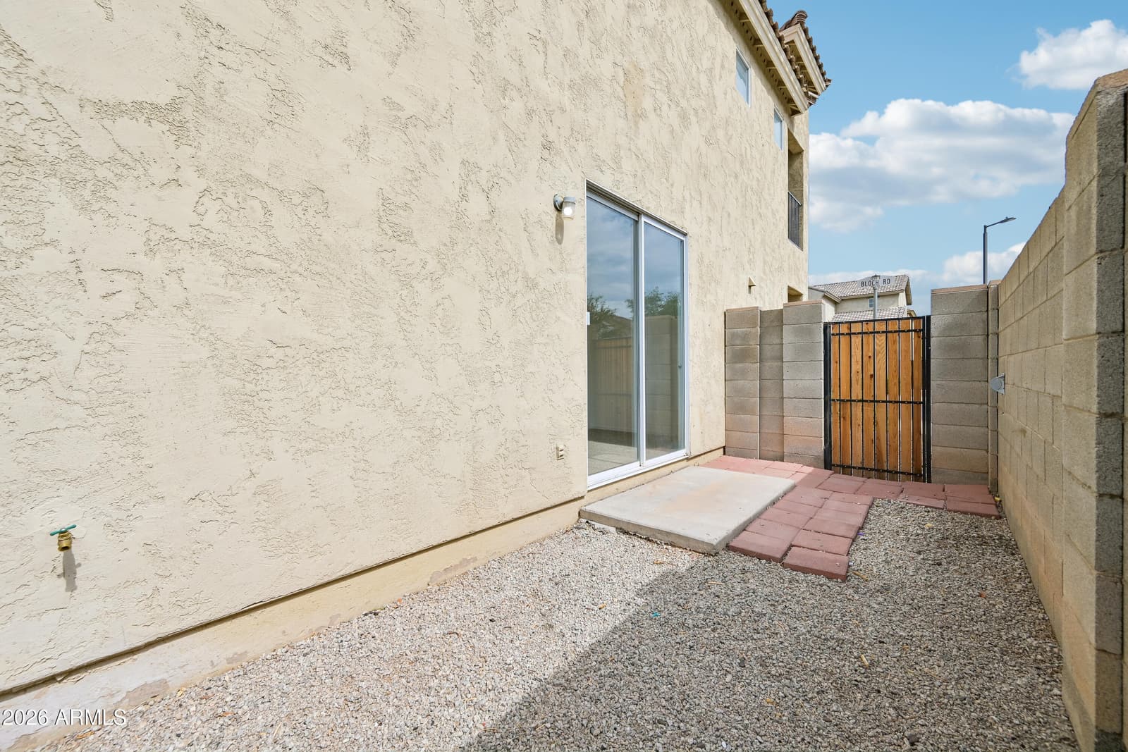 1515 E BLOCH Road, Phoenix, AZ 85040 — photo 24 of 48