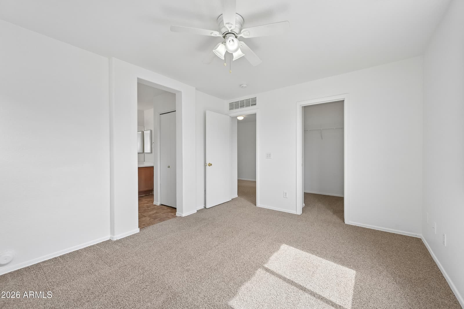 1515 E BLOCH Road, Phoenix, AZ 85040 — photo 32 of 48