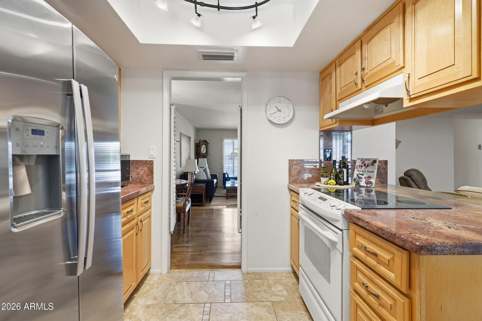 2206 E Nicolet Avenue, Phoenix, AZ 85020 — photo 12 of 41