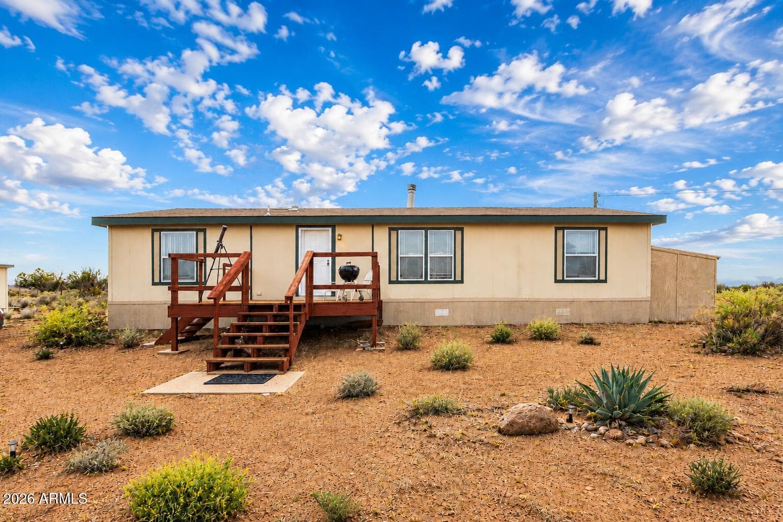 39 N5362 Road, Concho, AZ 85924 — photo 2 of 38