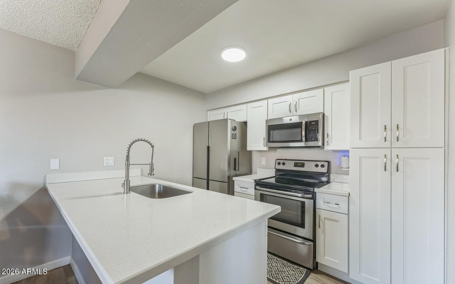 286 W Palomino Drive 120, Chandler, AZ 85225 — photo 1 of 1