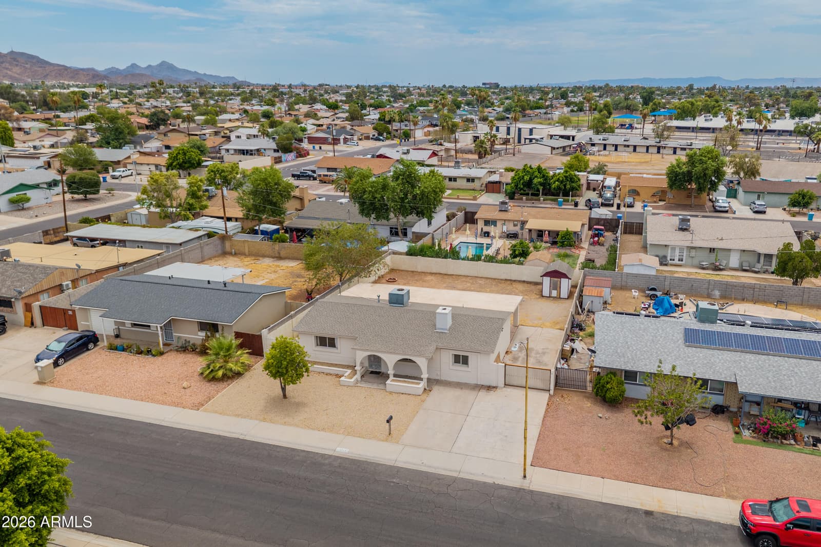 3313 W PERSHING Avenue, Phoenix, AZ 85029 — photo 5 of 46