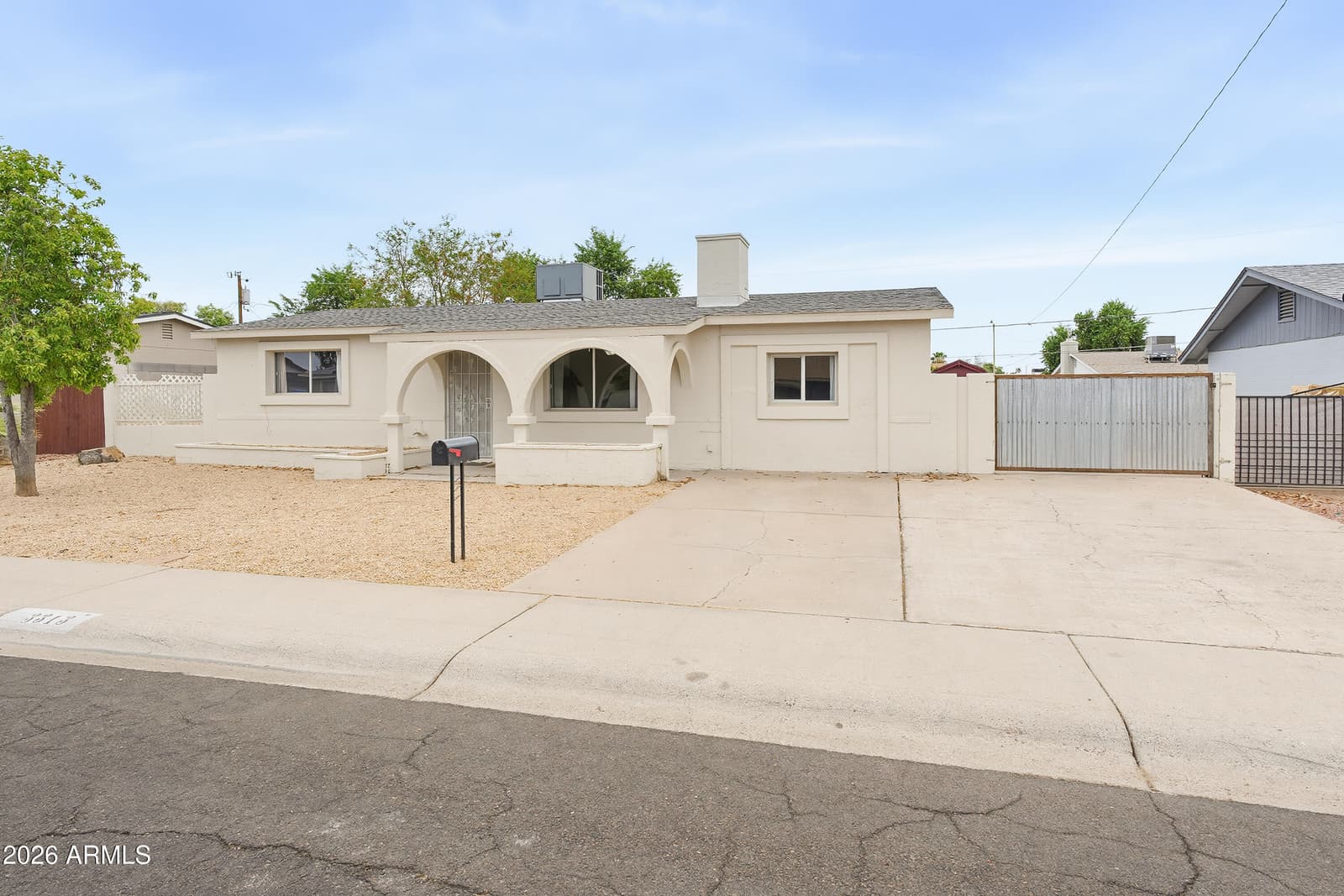 3313 W PERSHING Avenue, Phoenix, AZ 85029 — photo 12 of 46