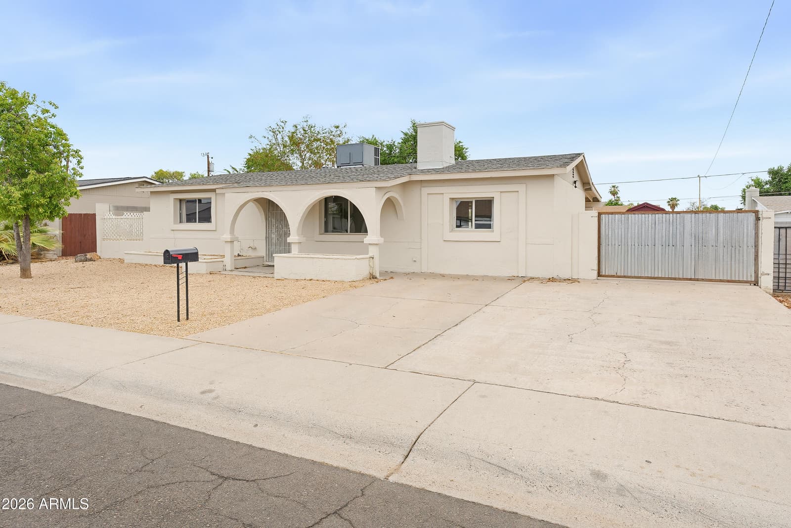 3313 W PERSHING Avenue, Phoenix, AZ 85029 — photo 13 of 46