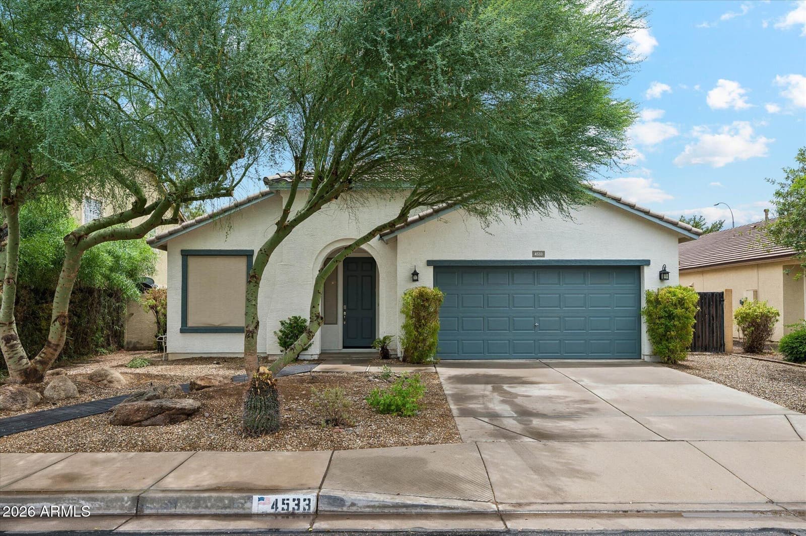 4533 E GLENEAGLE Drive, Chandler, AZ 85249 — photo 8 of 22