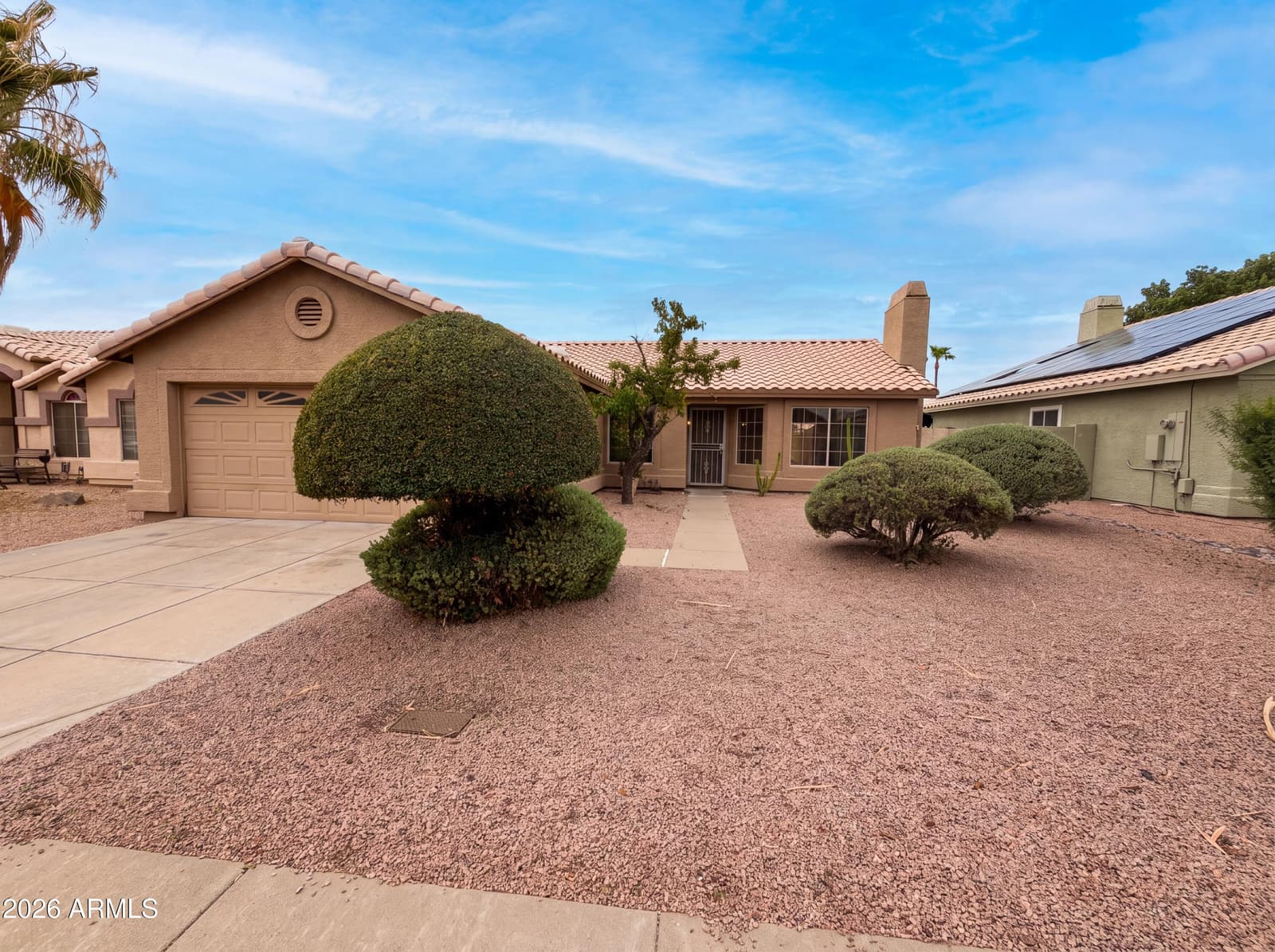 2945 E HONONEGH Drive, Phoenix, AZ 85050 — photo 1 of 24