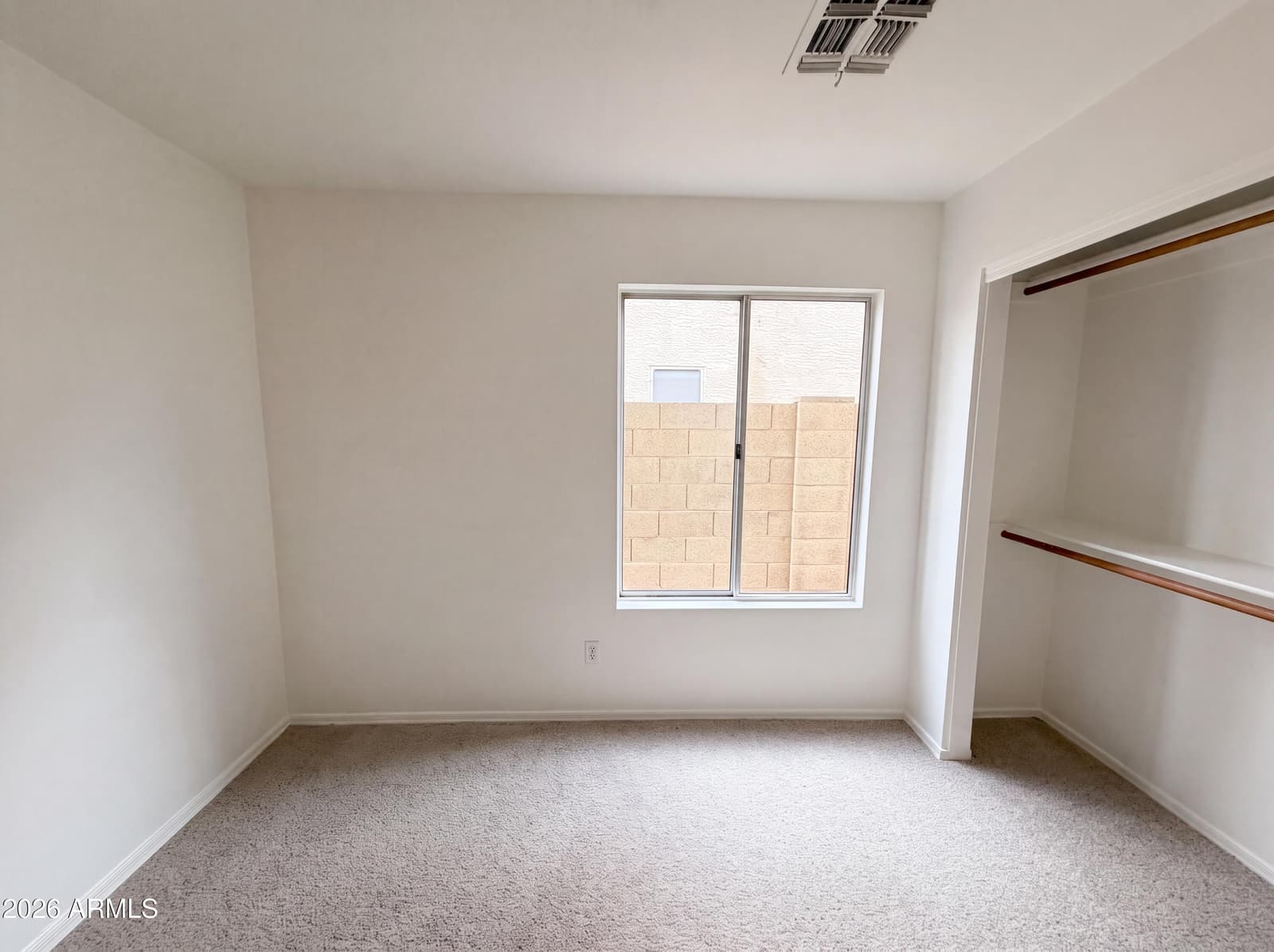 2945 E HONONEGH Drive, Phoenix, AZ 85050 — photo 10 of 24