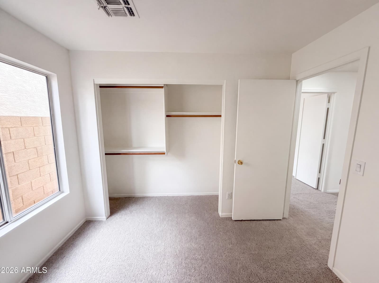 2945 E HONONEGH Drive, Phoenix, AZ 85050 — photo 11 of 24