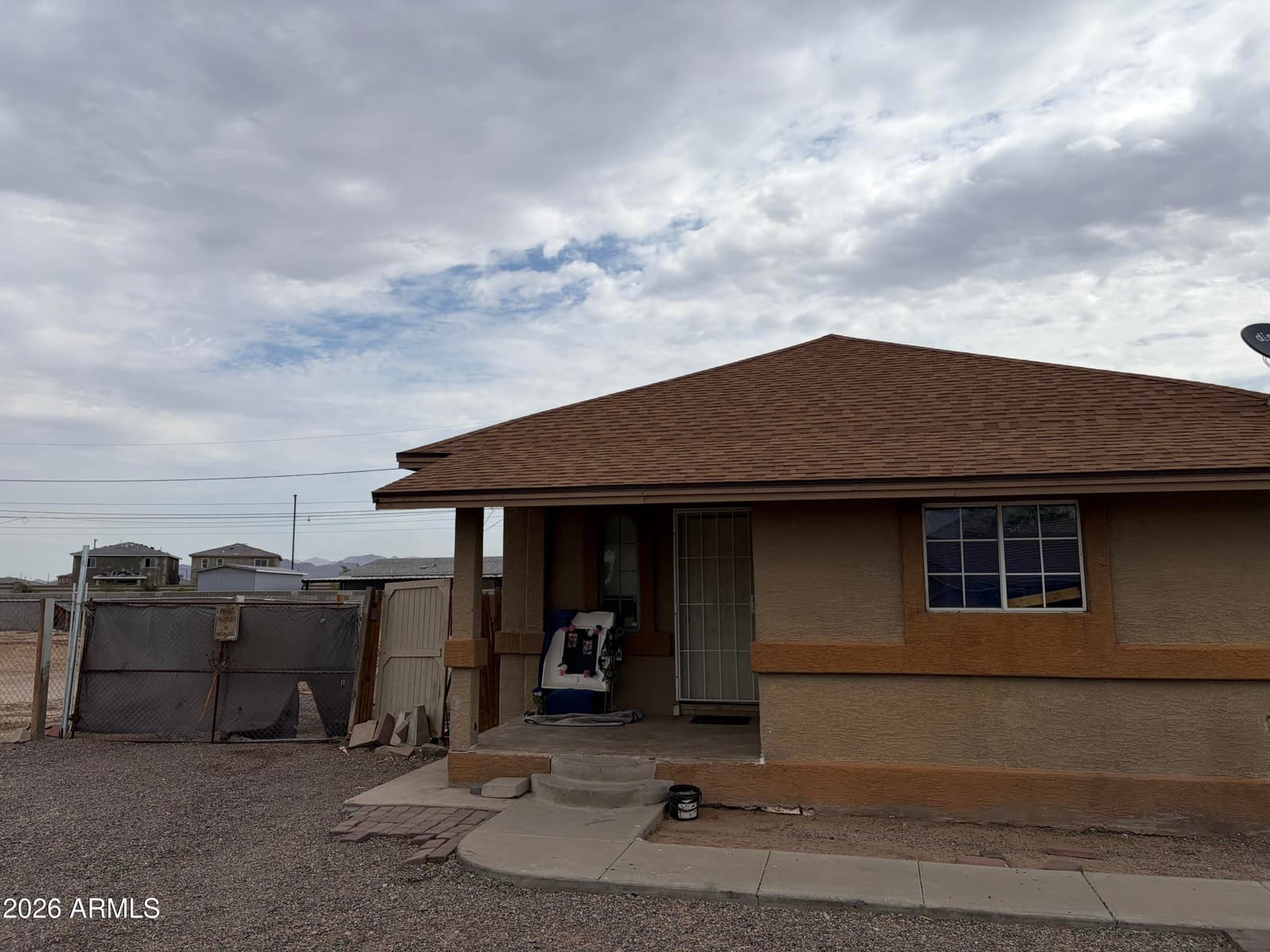 112 E 6TH Avenue E, Buckeye, AZ 85326 — photo 4 of 6