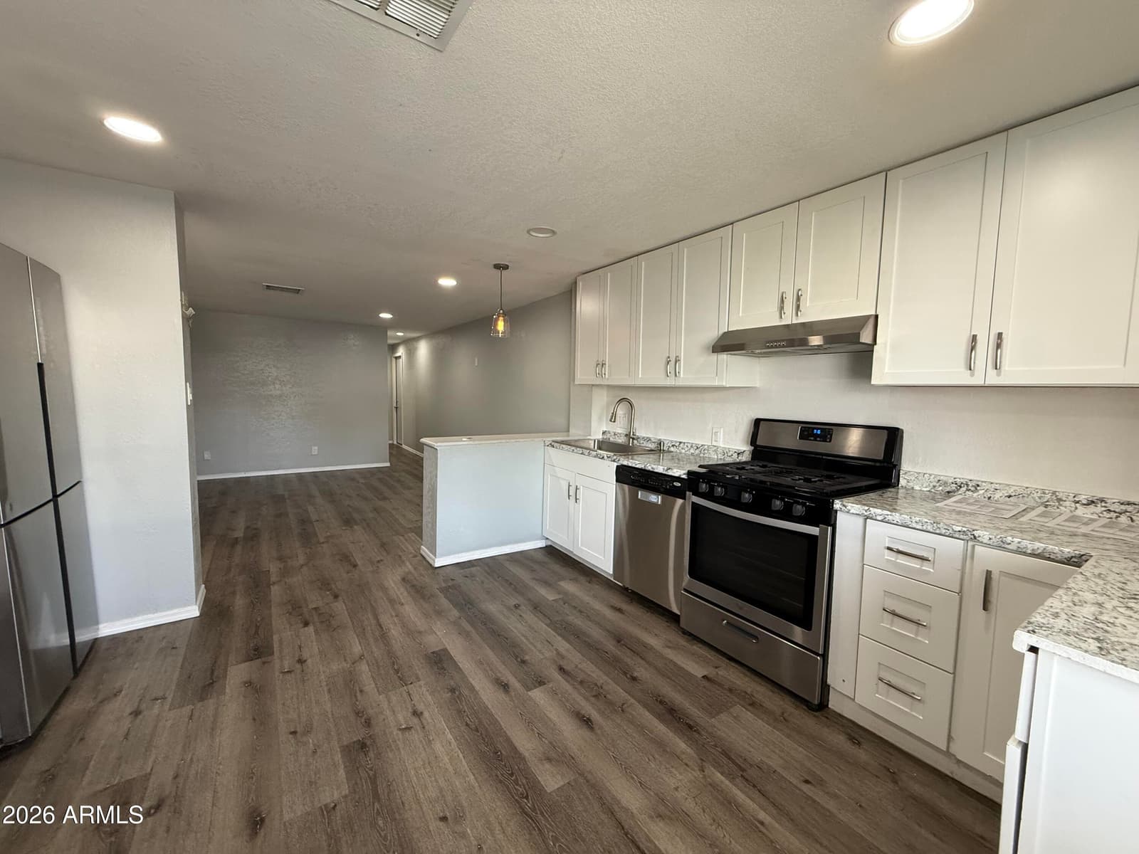 19401 N 7TH Street 41, Phoenix, AZ 85024 — photo 7 of 17
