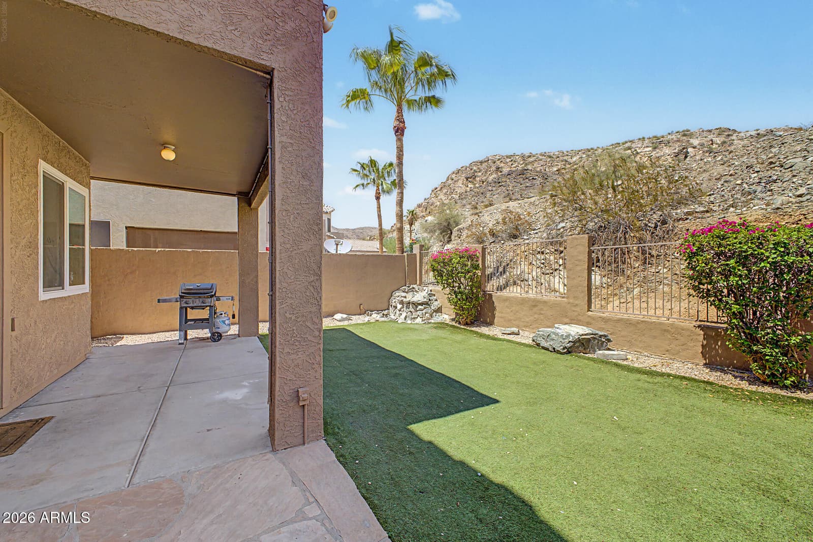 15215 S 14TH Place, Phoenix, AZ 85048 — photo 10 of 51