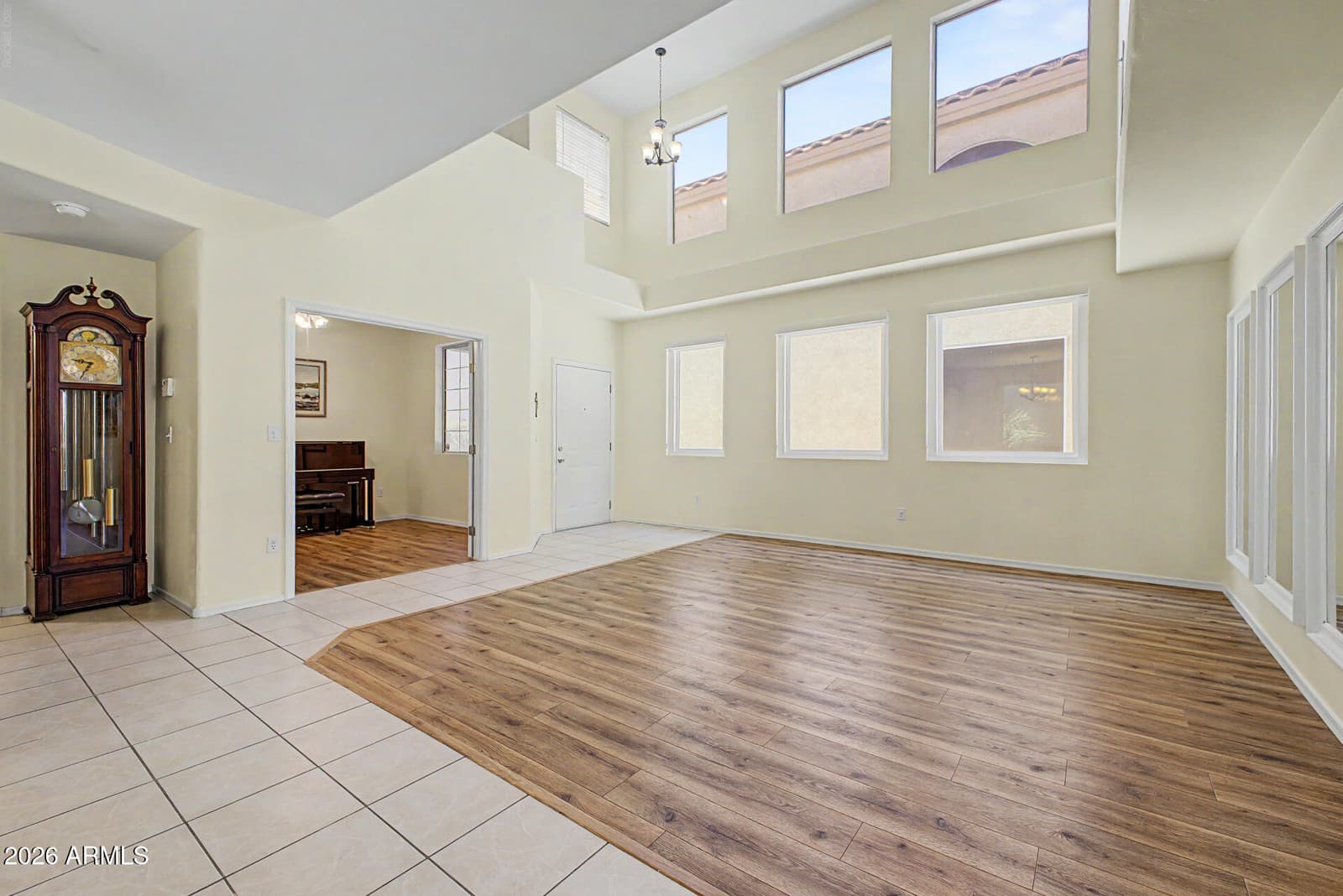 15215 S 14TH Place, Phoenix, AZ 85048 — photo 8 of 51