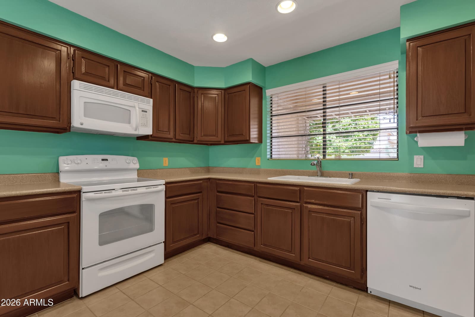 14605 S 43RD Street, Phoenix, AZ 85044 — photo 13 of 55