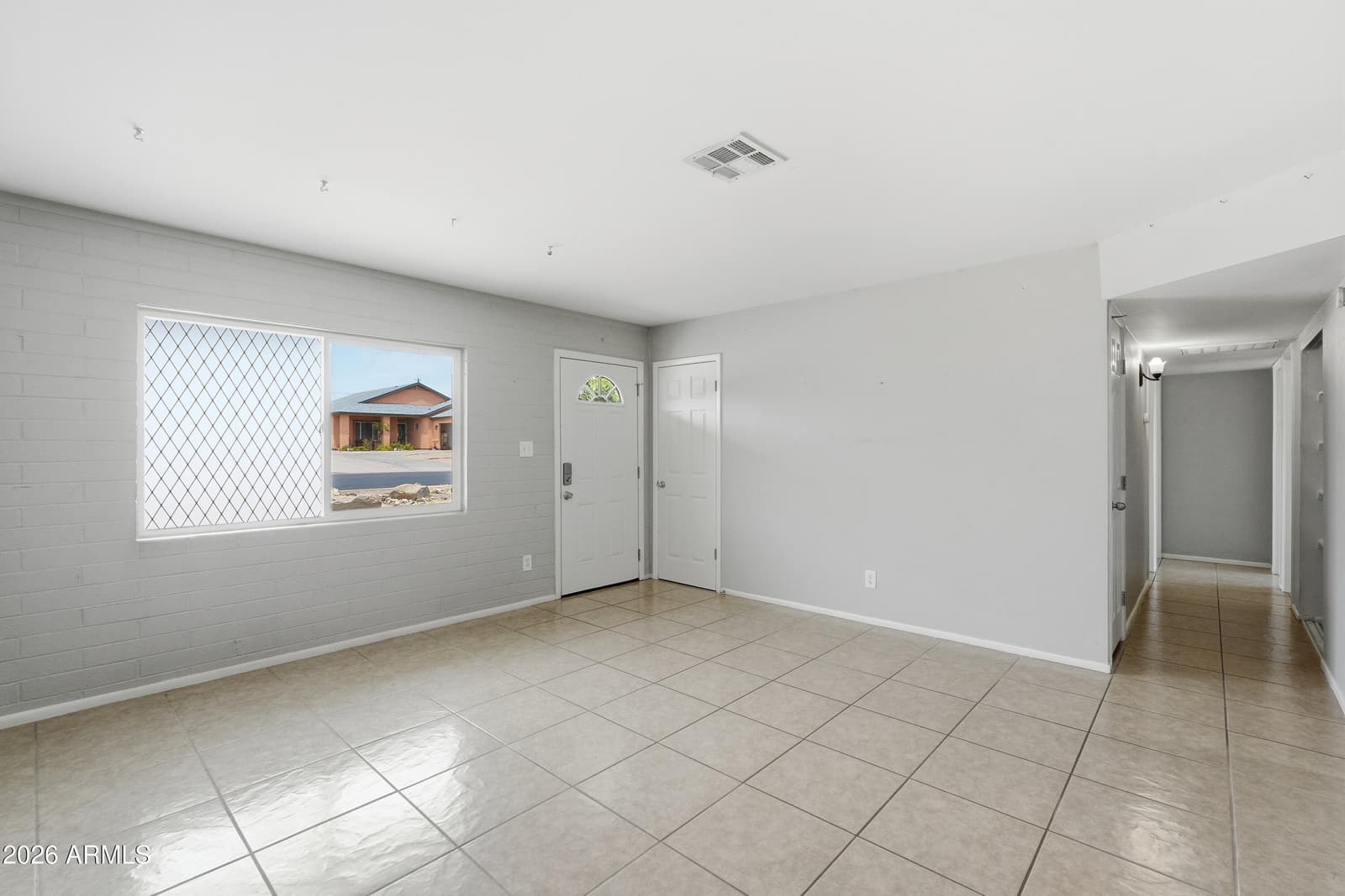 1317 E DESERT COVE Avenue, Phoenix, AZ 85020 — photo 9 of 28