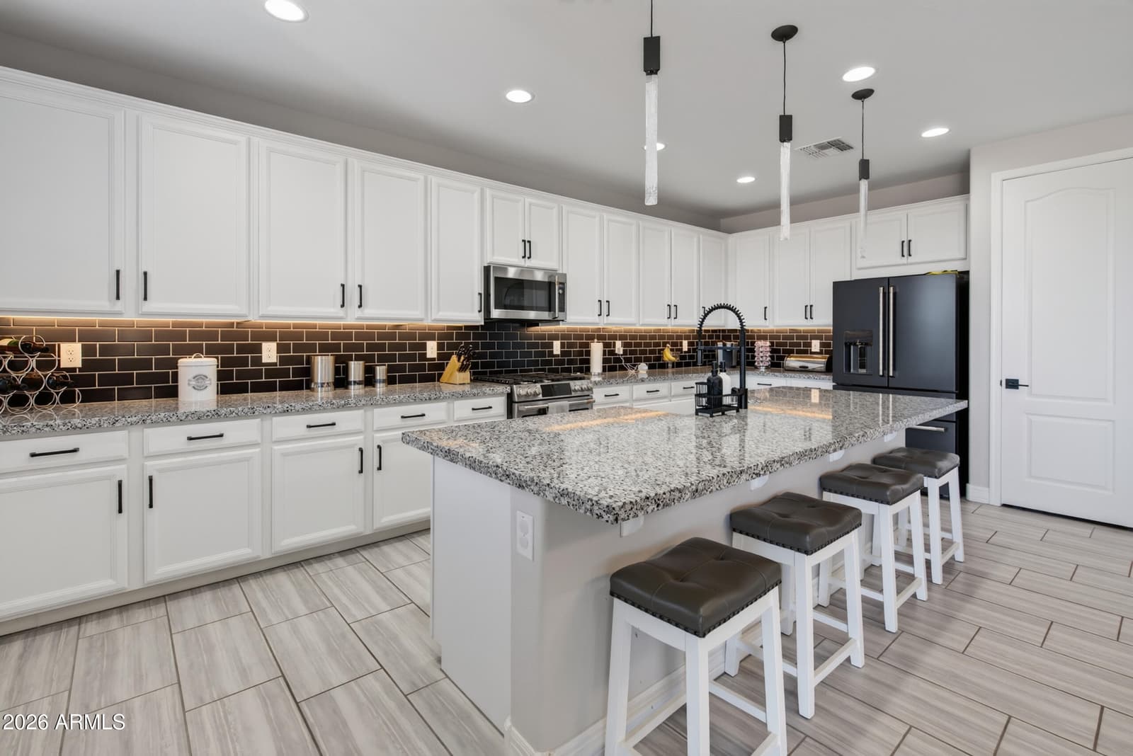 14045 W MARIPOSA GRANDE, Surprise, AZ 85387 — photo 8 of 88