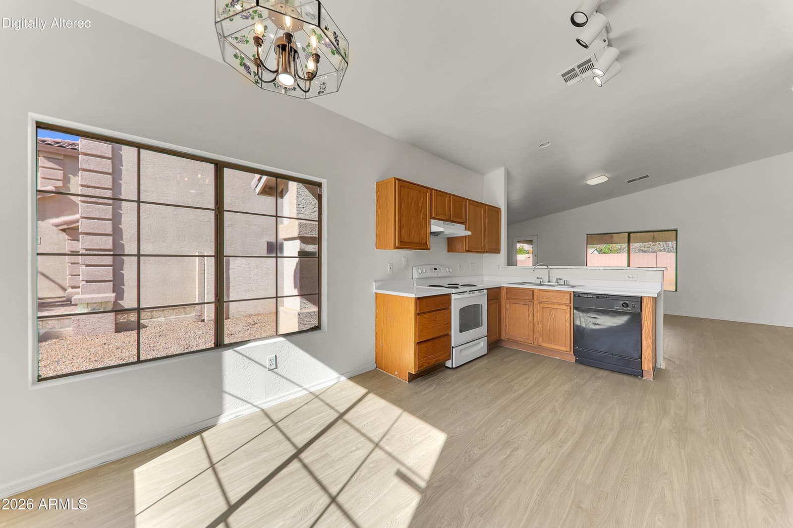 7594 W CITRUS Way, Glendale, AZ 85303 — photo 5 of 26