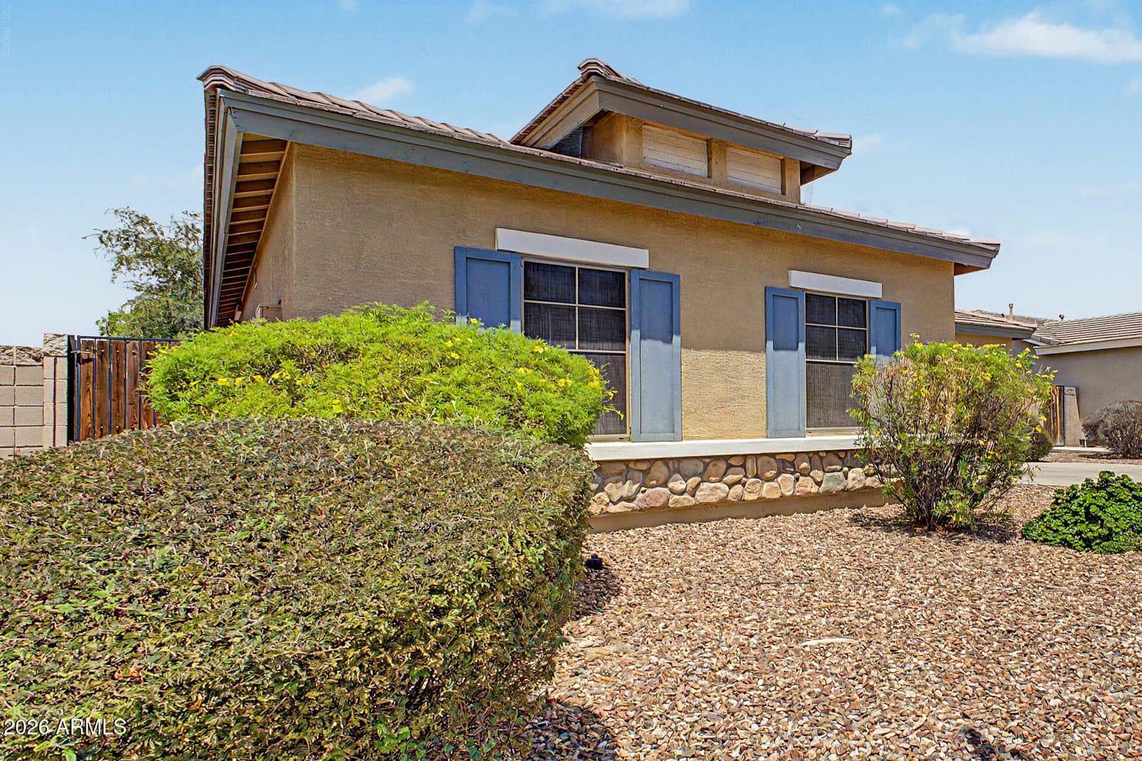 7310 N 88TH Lane, Glendale, AZ 85305 — photo 3 of 28