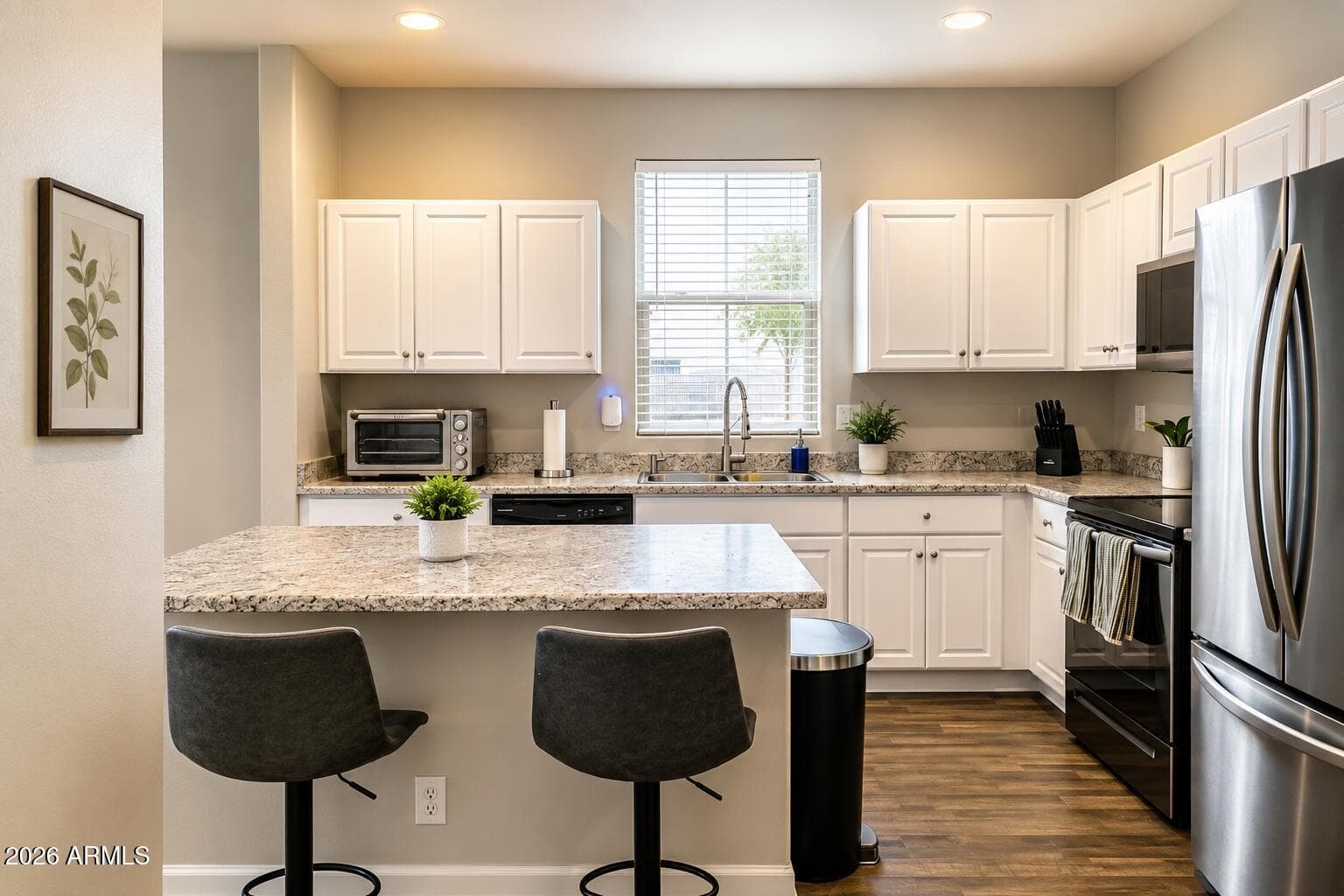 5480 W FULTON Street, Phoenix, AZ 85043 — photo 11 of 24