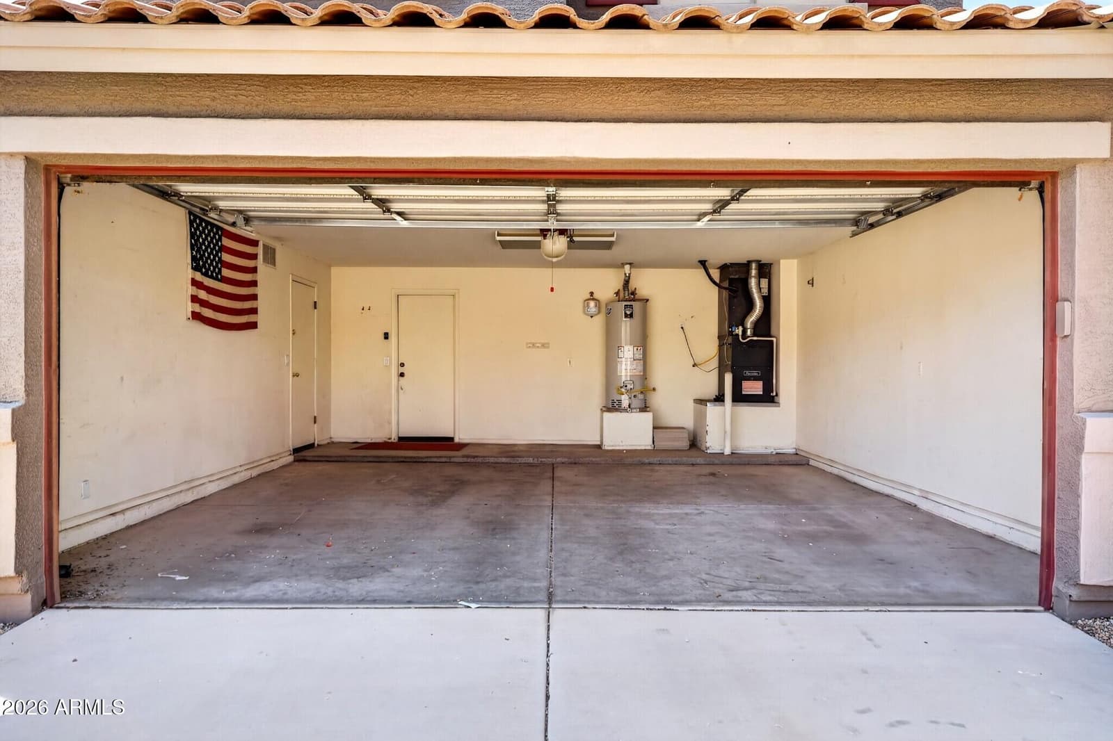 16090 W LATHAM Street, Goodyear, AZ 85338 — photo 4 of 49