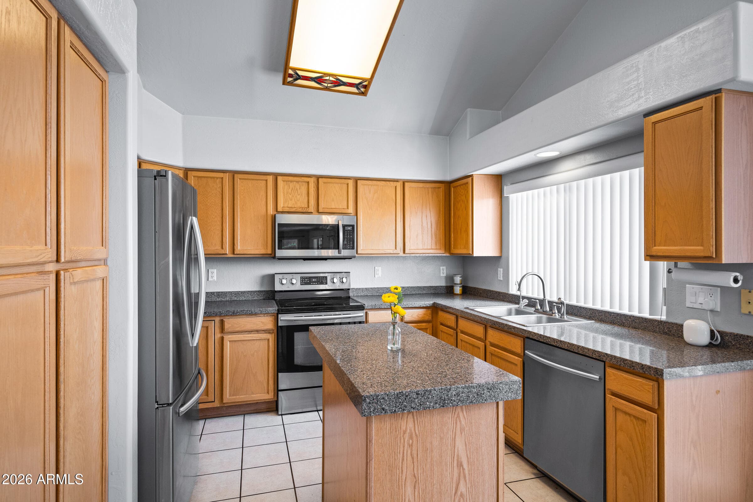 713 W JOHNSON Drive, Gilbert, AZ 85233 — photo 13 of 61