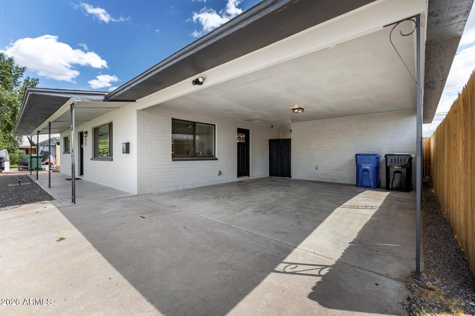 335 S Harris Drive, Mesa, AZ 85204 — photo 5 of 31