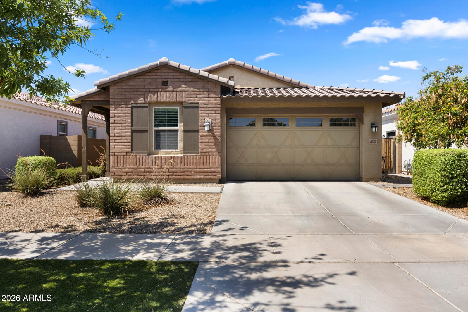 2826 E FRAKTUR Road, Phoenix, AZ 85040 — photo 1 of 35