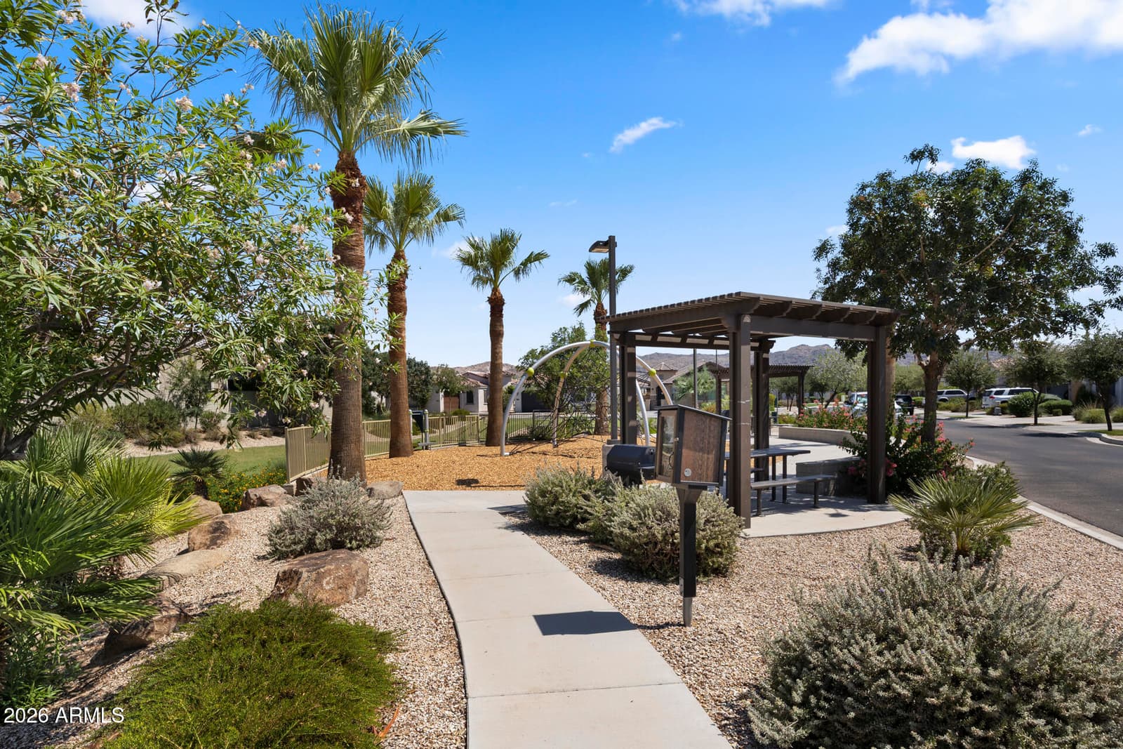 2826 E FRAKTUR Road, Phoenix, AZ 85040 — photo 30 of 35