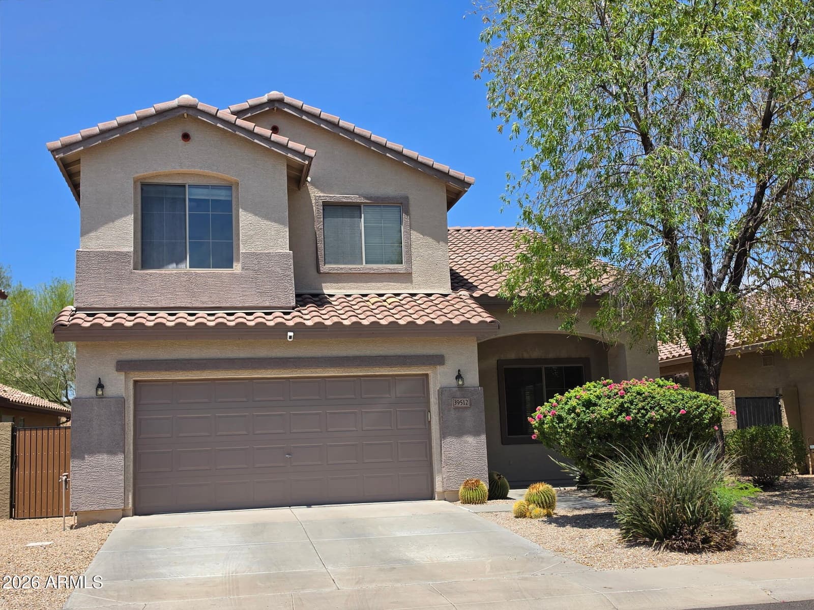 39512 N PRAIRIE Lane, Anthem, AZ 85086 — photo 1 of 42