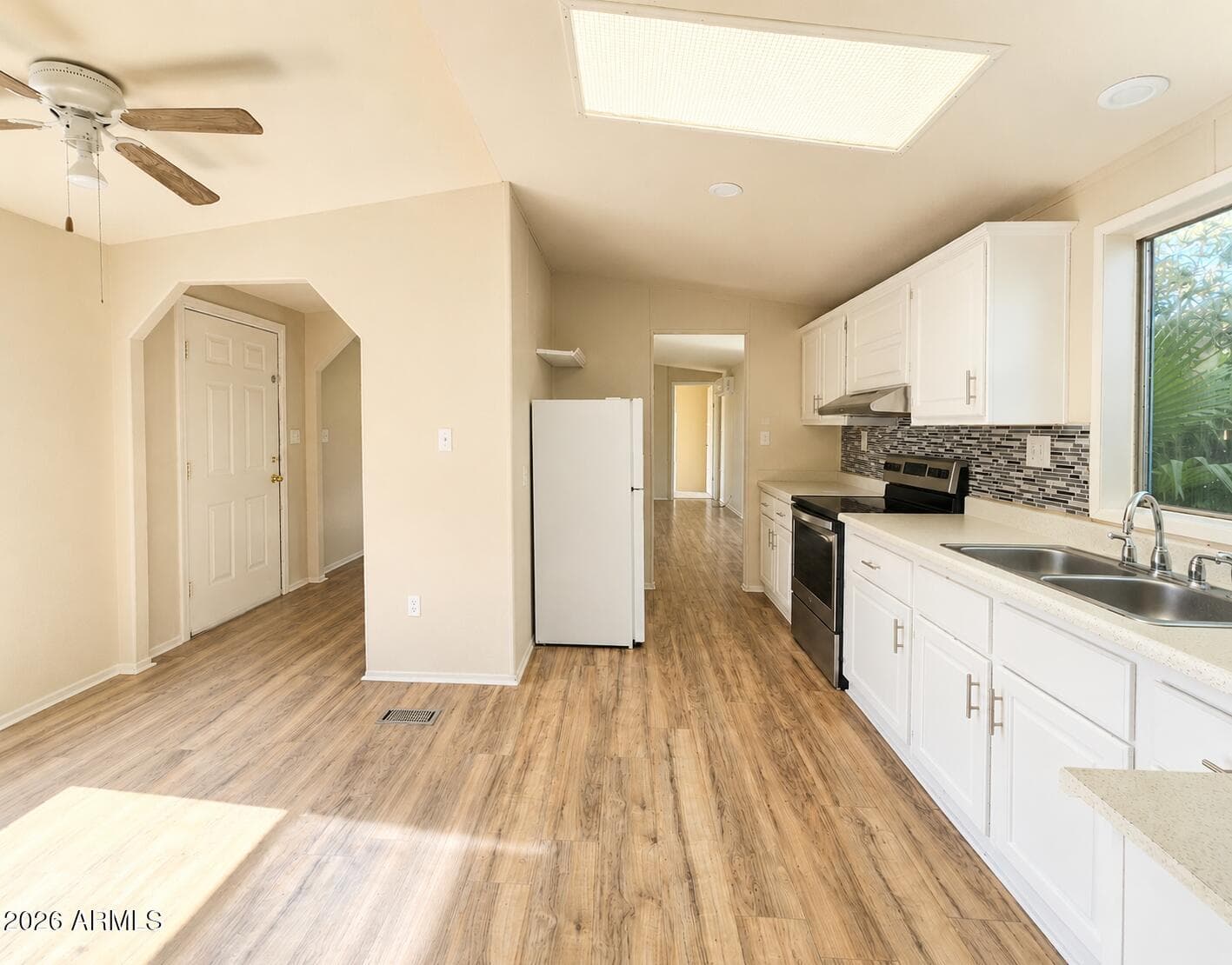 10951 N 91ST Avenue 144, Peoria, AZ 85345 — photo 10 of 23